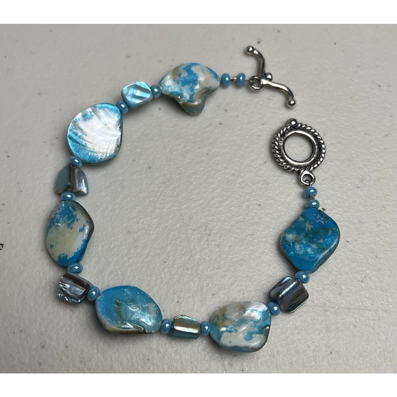 Dyed Blue Shell Necklace Bracelet Set Beaded Costume Jewelry Toggle Clasp Boho - Picture 7 of 16